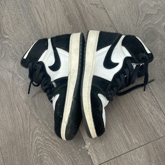 Nike Jordan 1 high panda - Picture 3 of 5